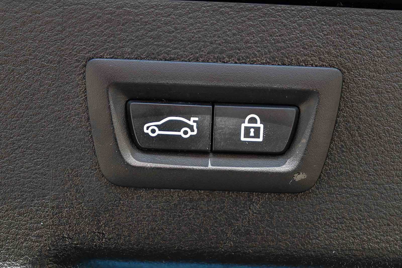 Thumbnail: 2018 BMW X6 - 38