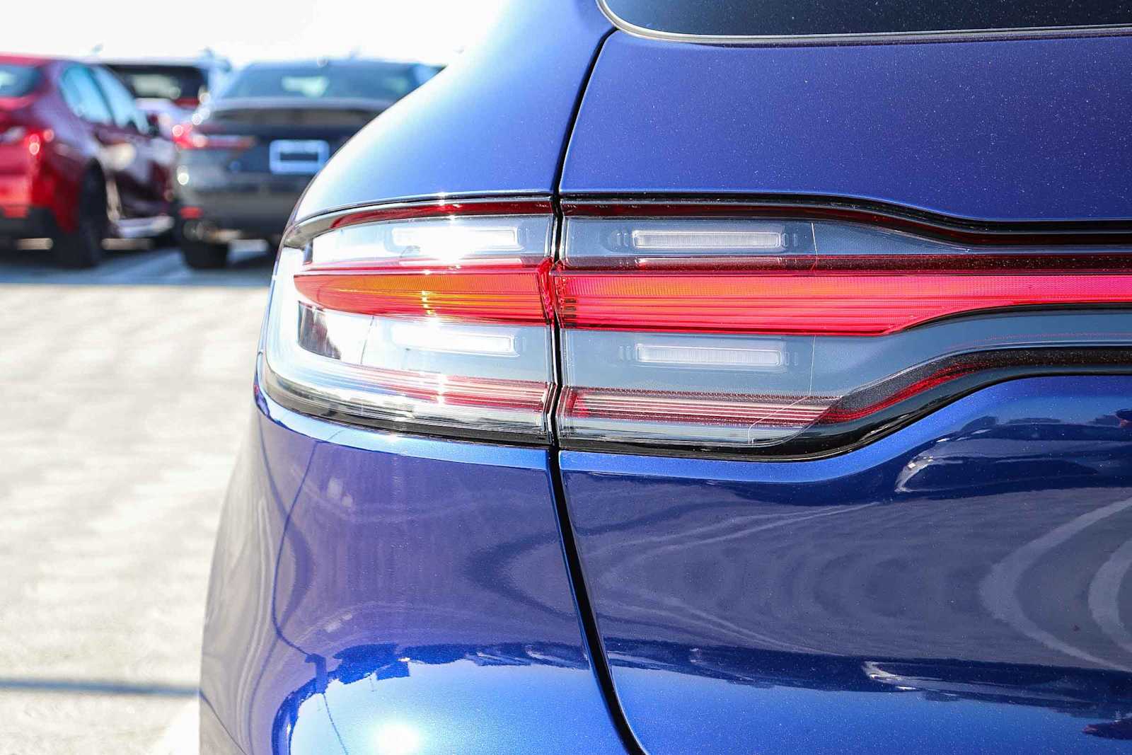 Thumbnail: 2024 Porsche Macan - 12