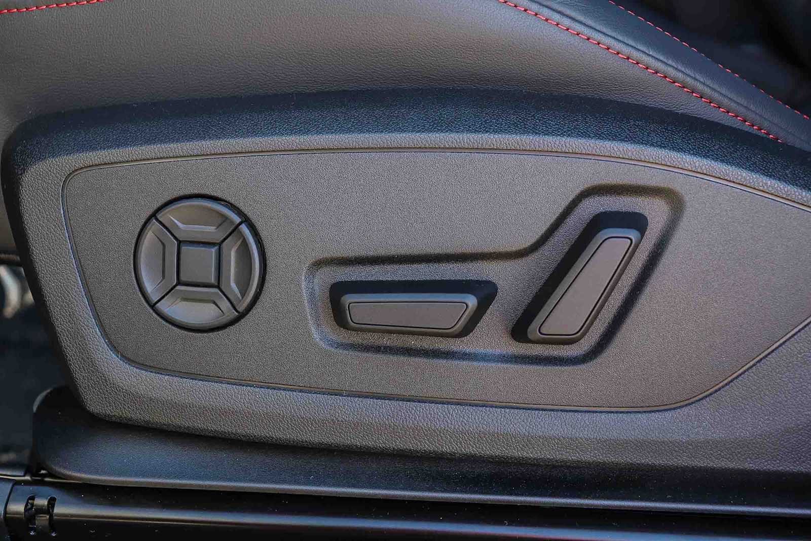 Thumbnail: 2025 Audi Q3 - 26