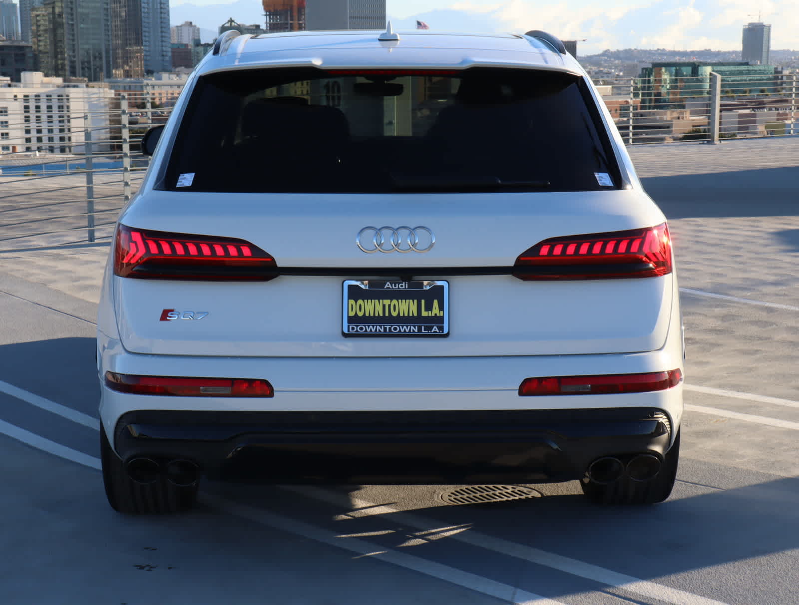Thumbnail: 2024 Audi SQ7 - 13