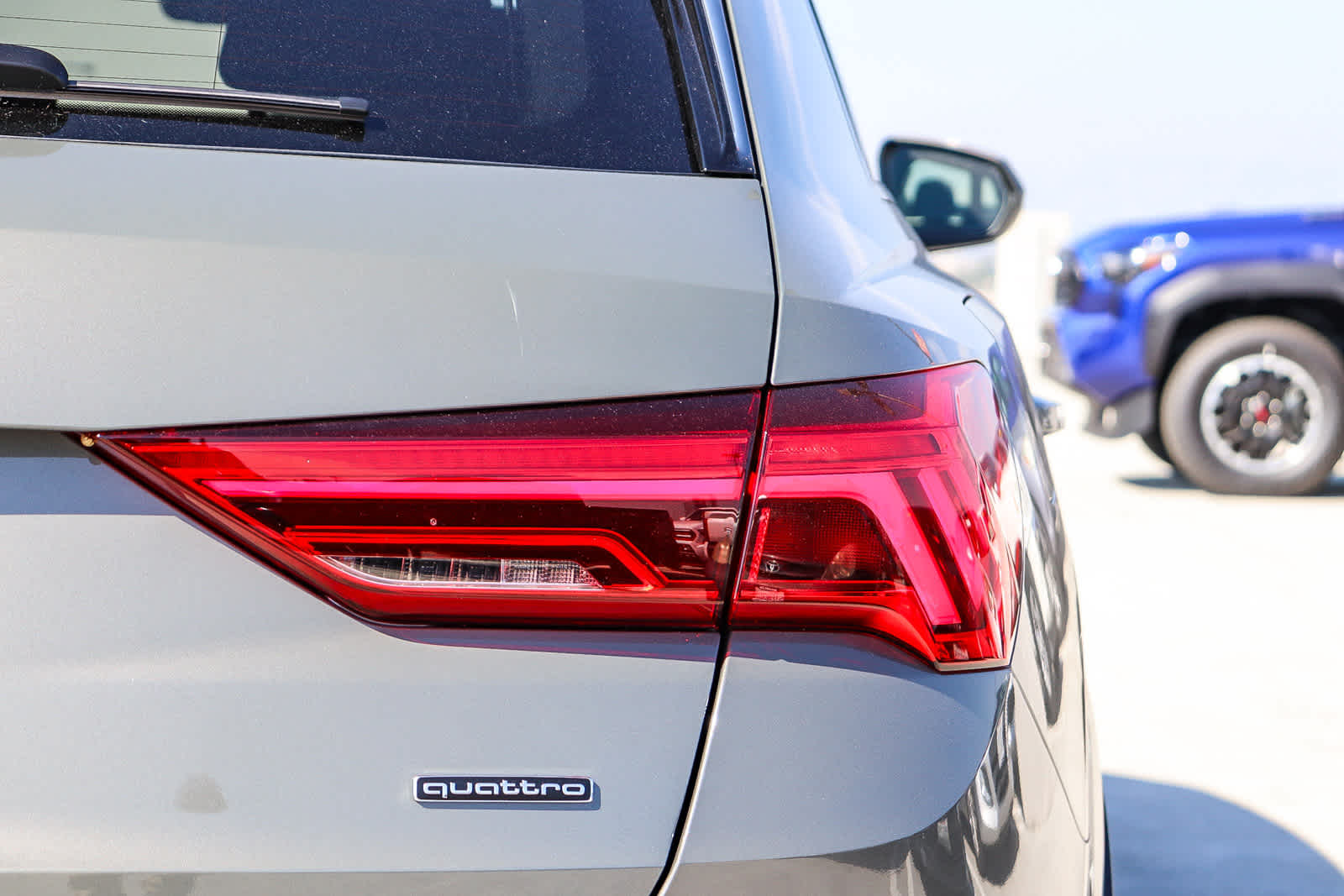 Thumbnail: 2025 Audi Q3 - 10