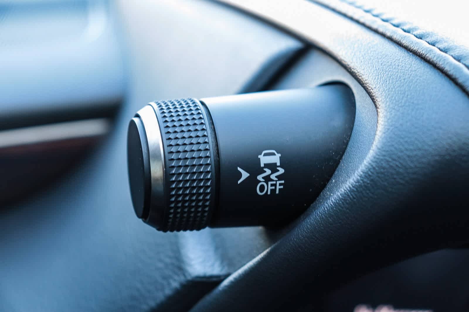 Thumbnail: 2021 Lexus ES - 29