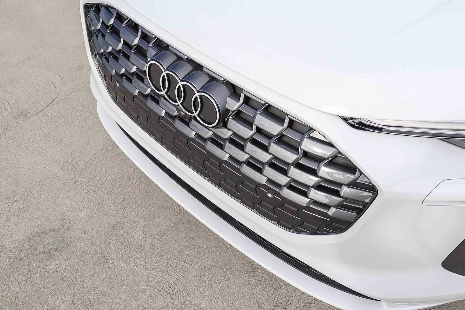 Thumbnail: 2025 Audi Q5 - 8