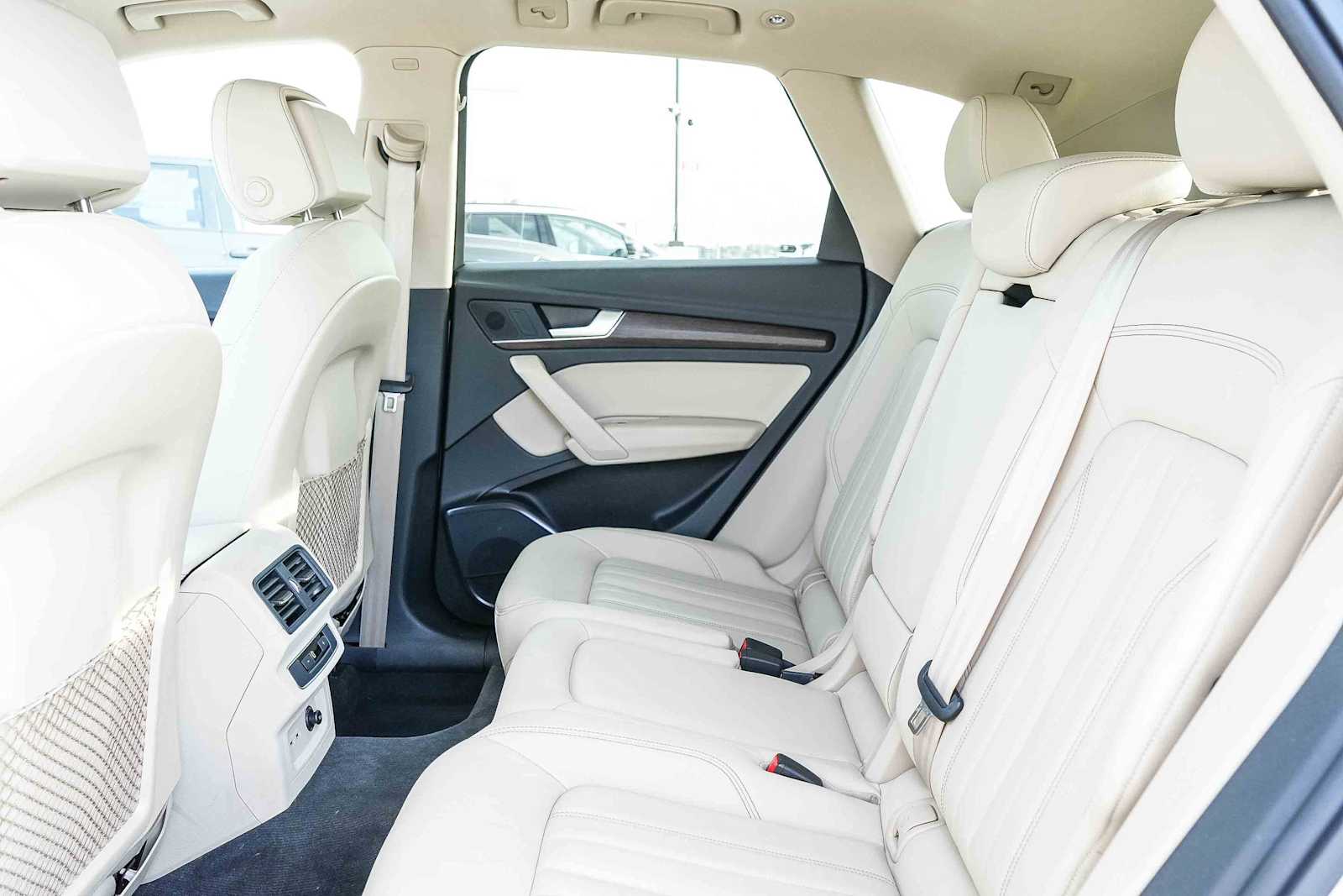 Thumbnail: 2023 Audi Q5 - 26