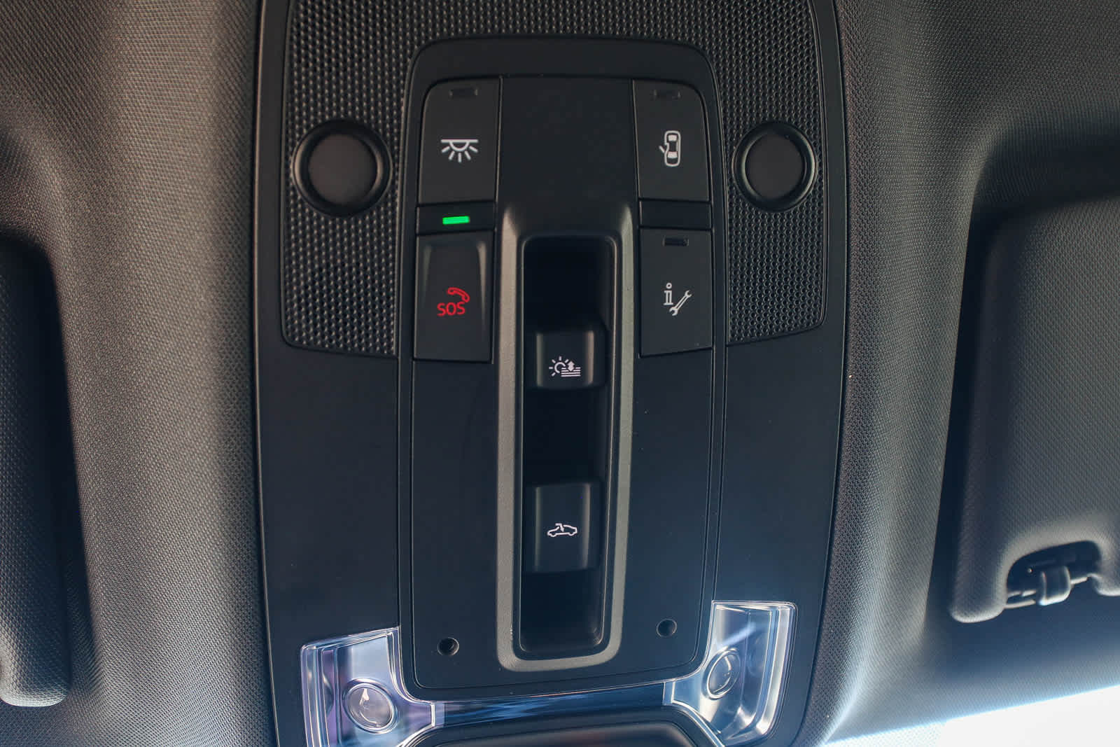 Thumbnail: 2025 Audi Q3 - 42