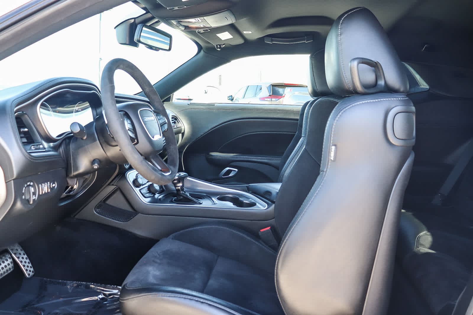 Thumbnail: 2022 Dodge Challenger - 23