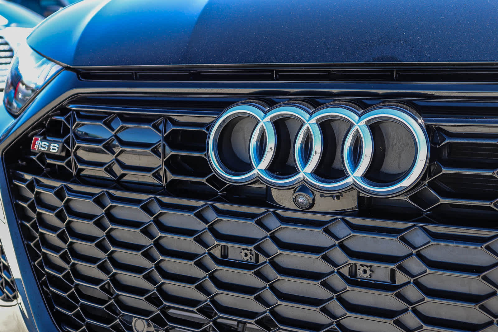 Thumbnail: 2025 Audi RS 6 - 5