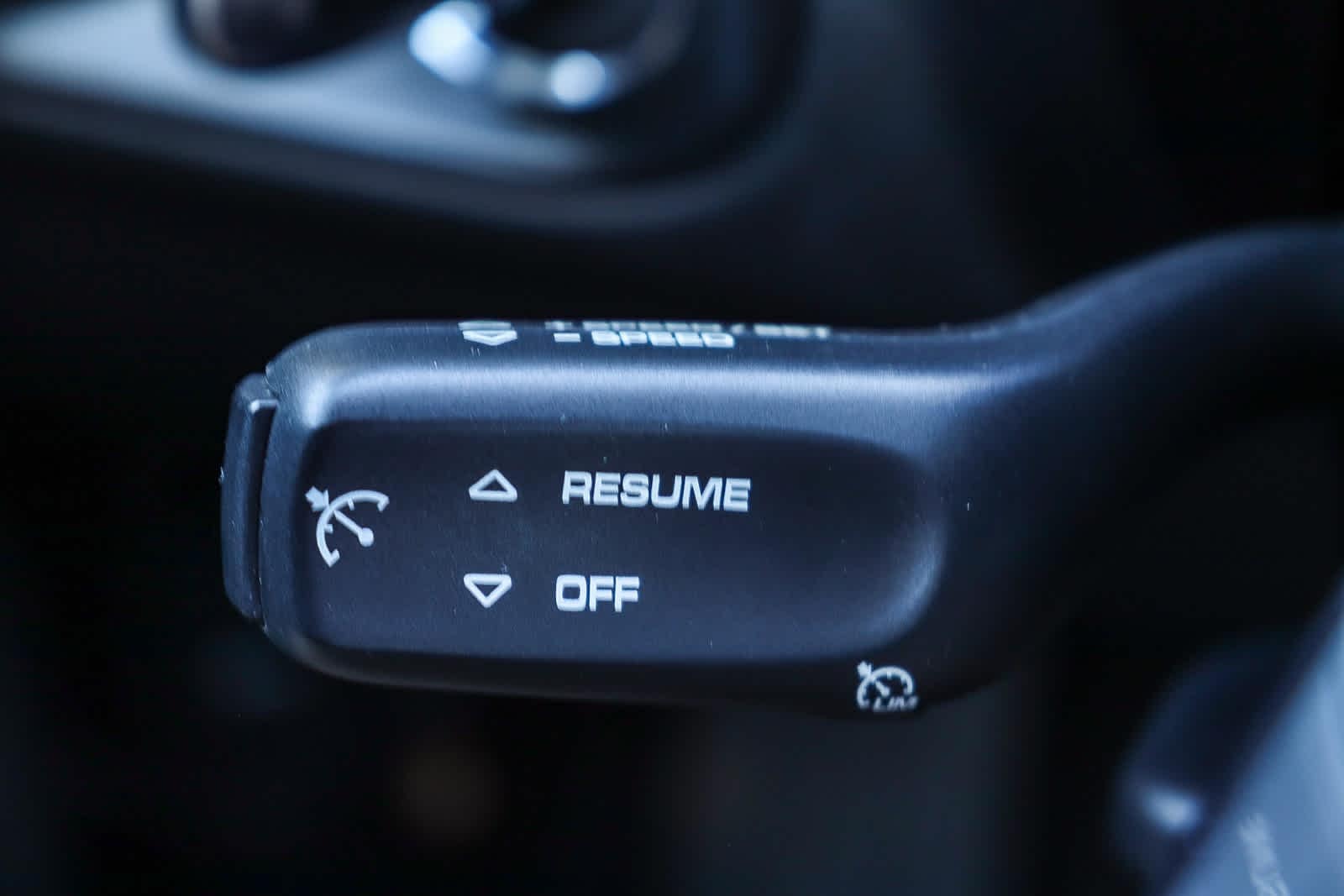 Thumbnail: 2020 Porsche Macan - 31