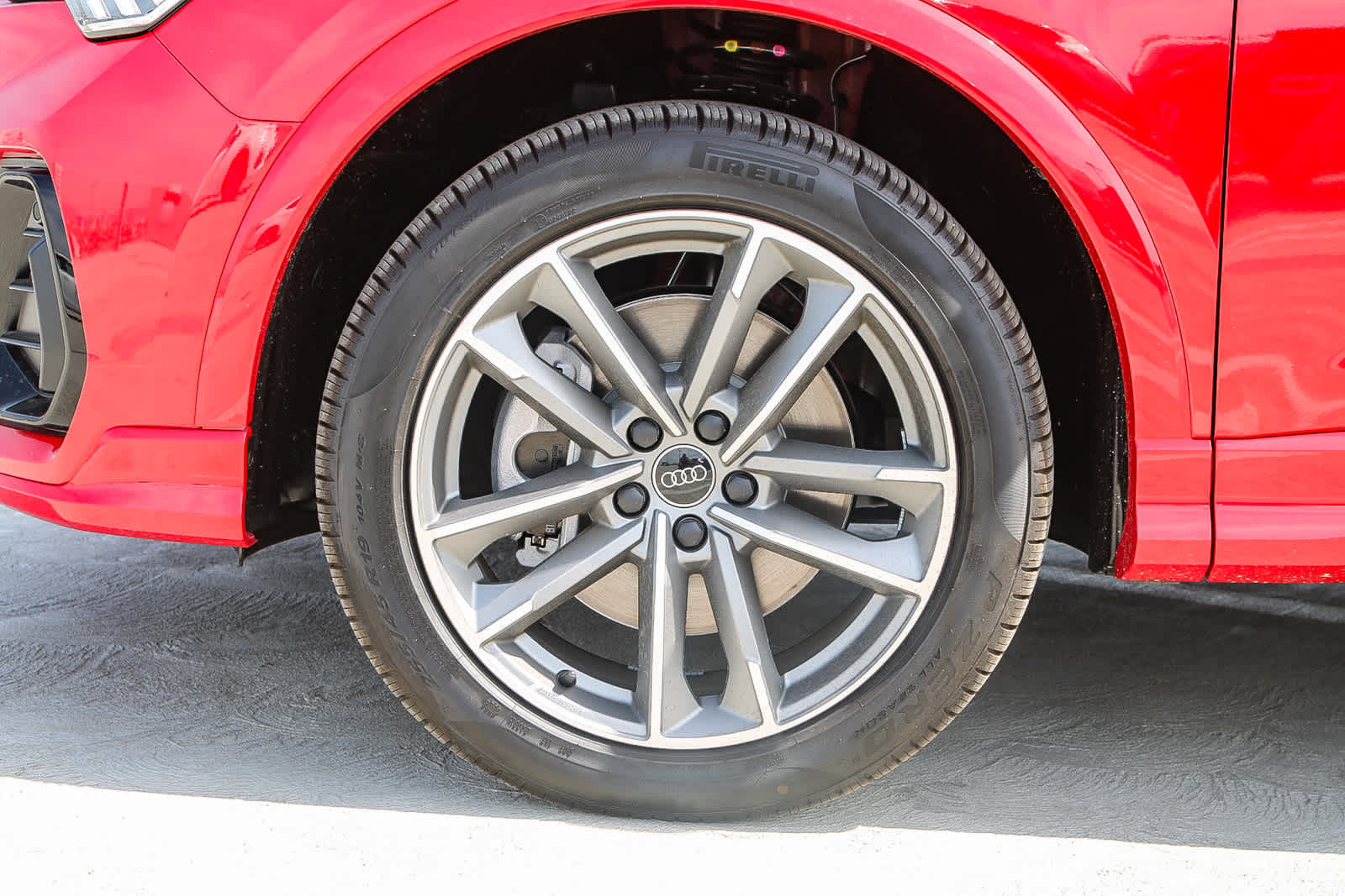 Thumbnail: 2025 Audi Q3 - 11