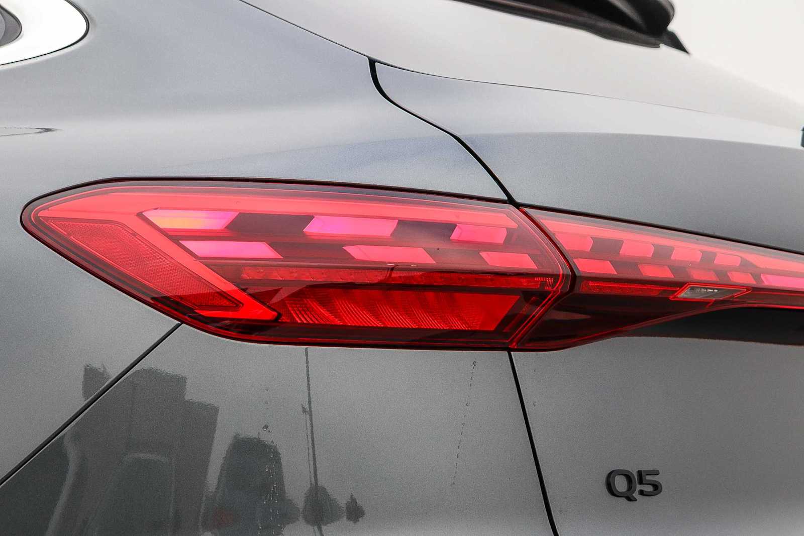 Thumbnail: 2025 Audi Q5 - 12