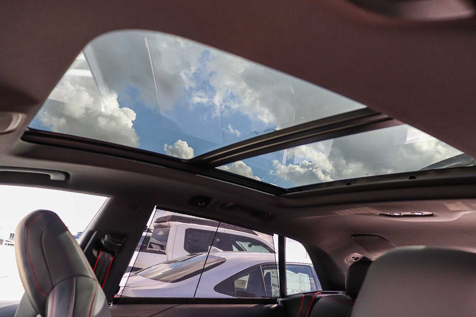 Thumbnail: 2026 Audi RS Q8 - 36