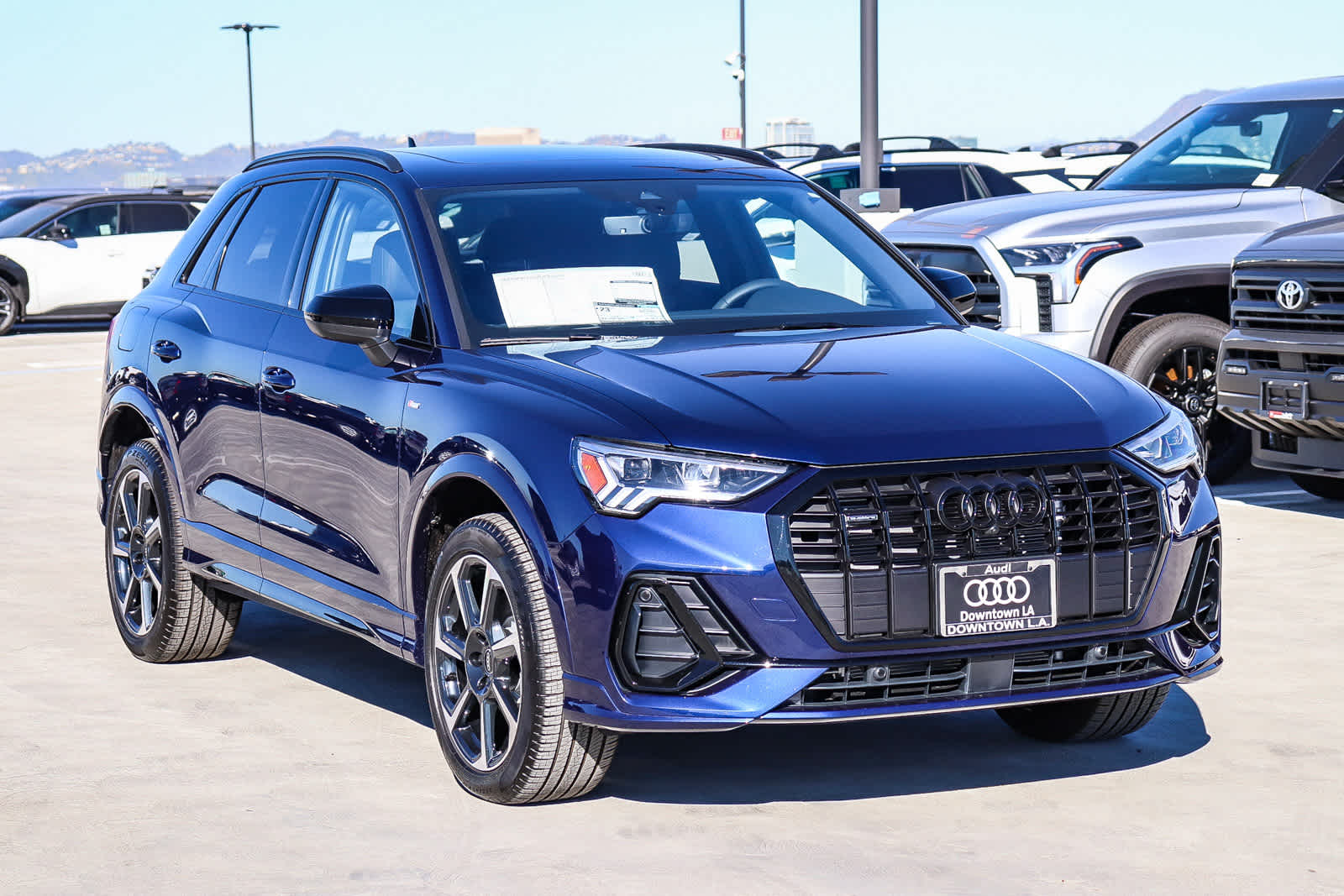 Thumbnail: 2025 Audi Q3 - 3