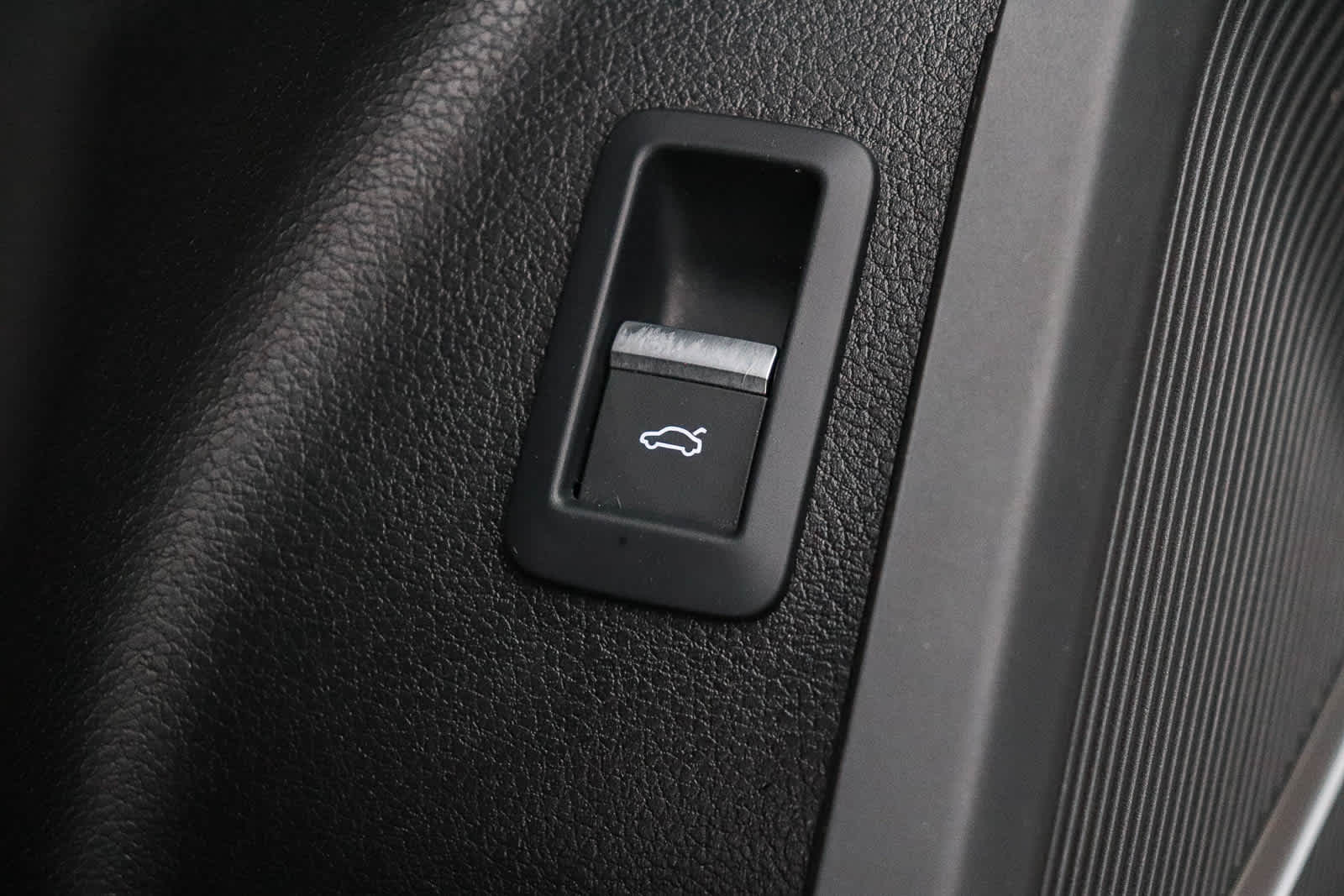 Thumbnail: 2022 Audi Q5 - 29