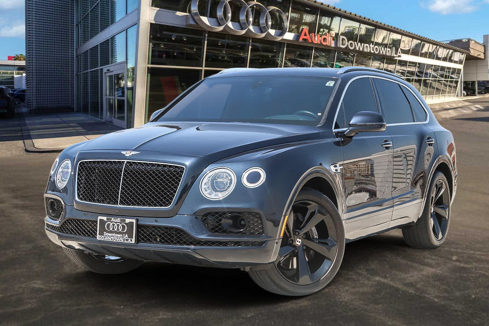 2019 Bentley Bentayga S -
                  Los Angeles, CA