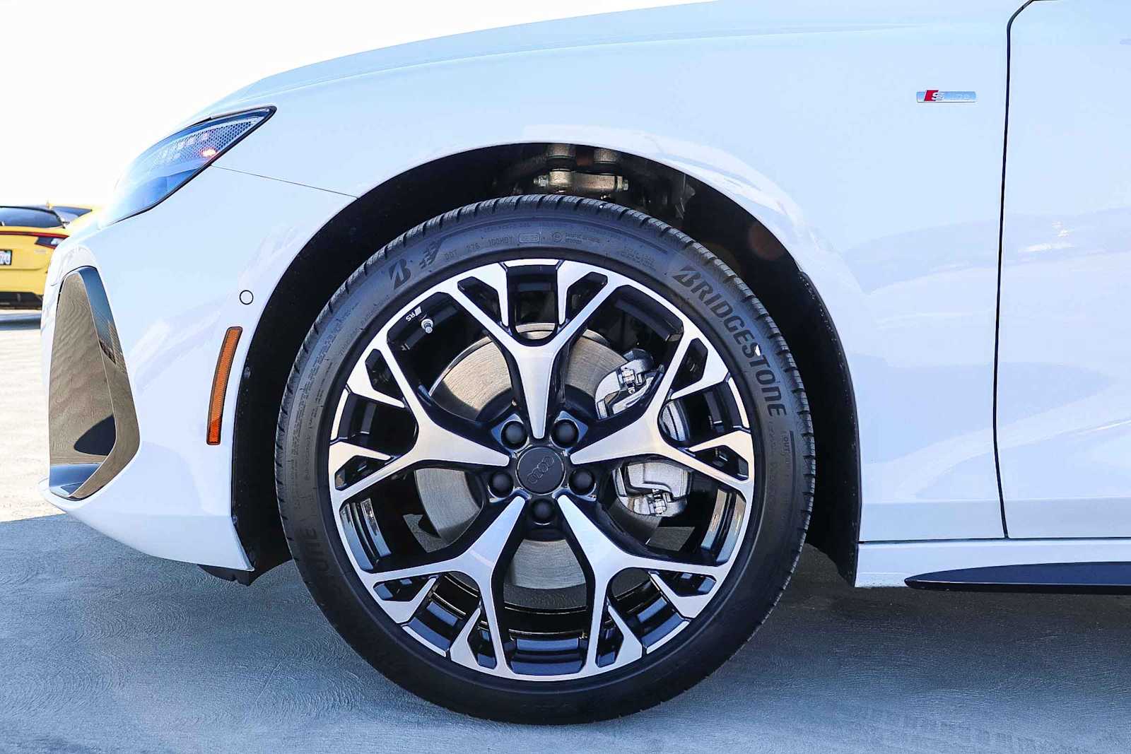 Thumbnail: 2026 Audi A6 - 14