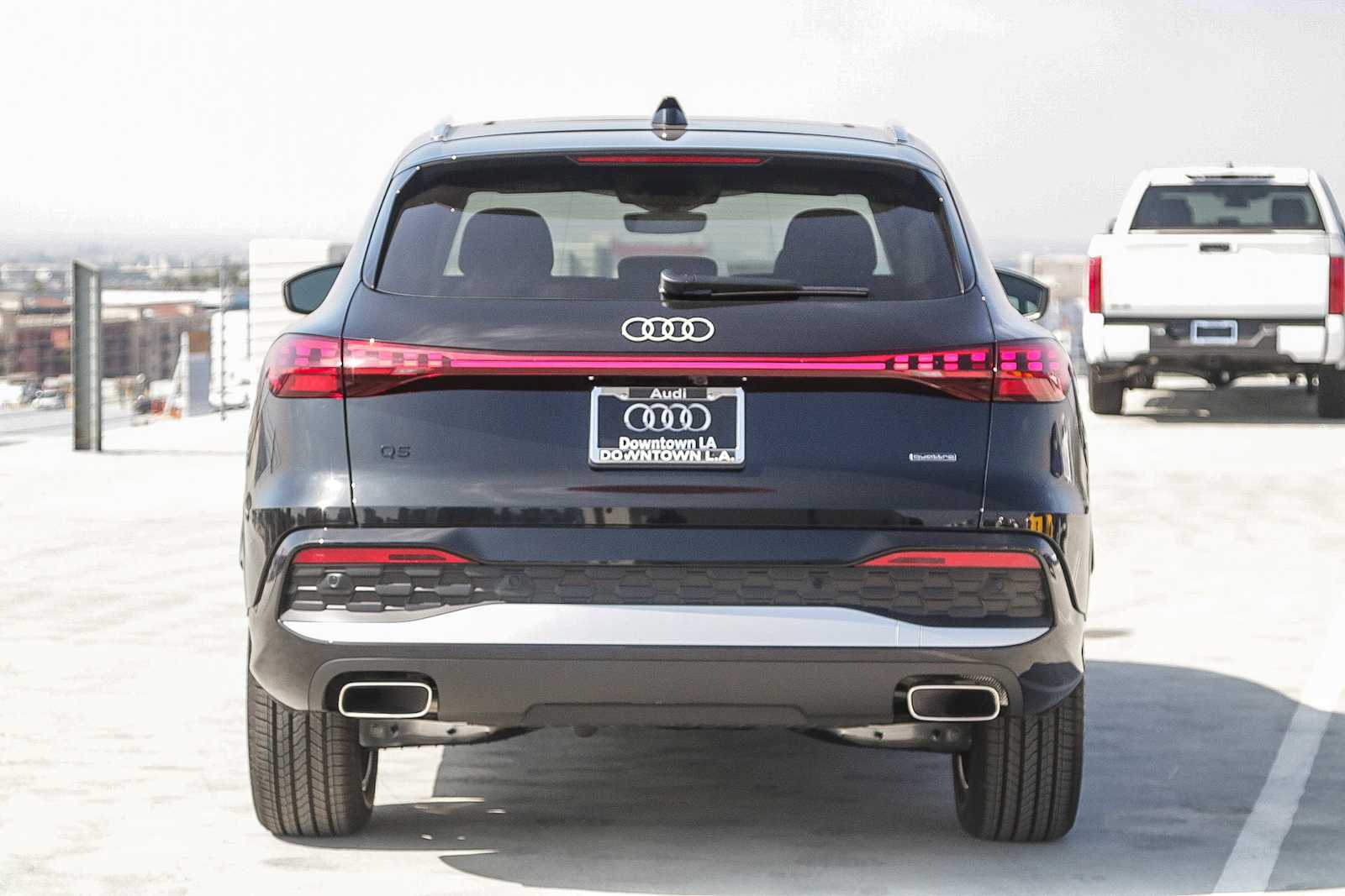 Thumbnail: 2025 Audi Q5 - 7