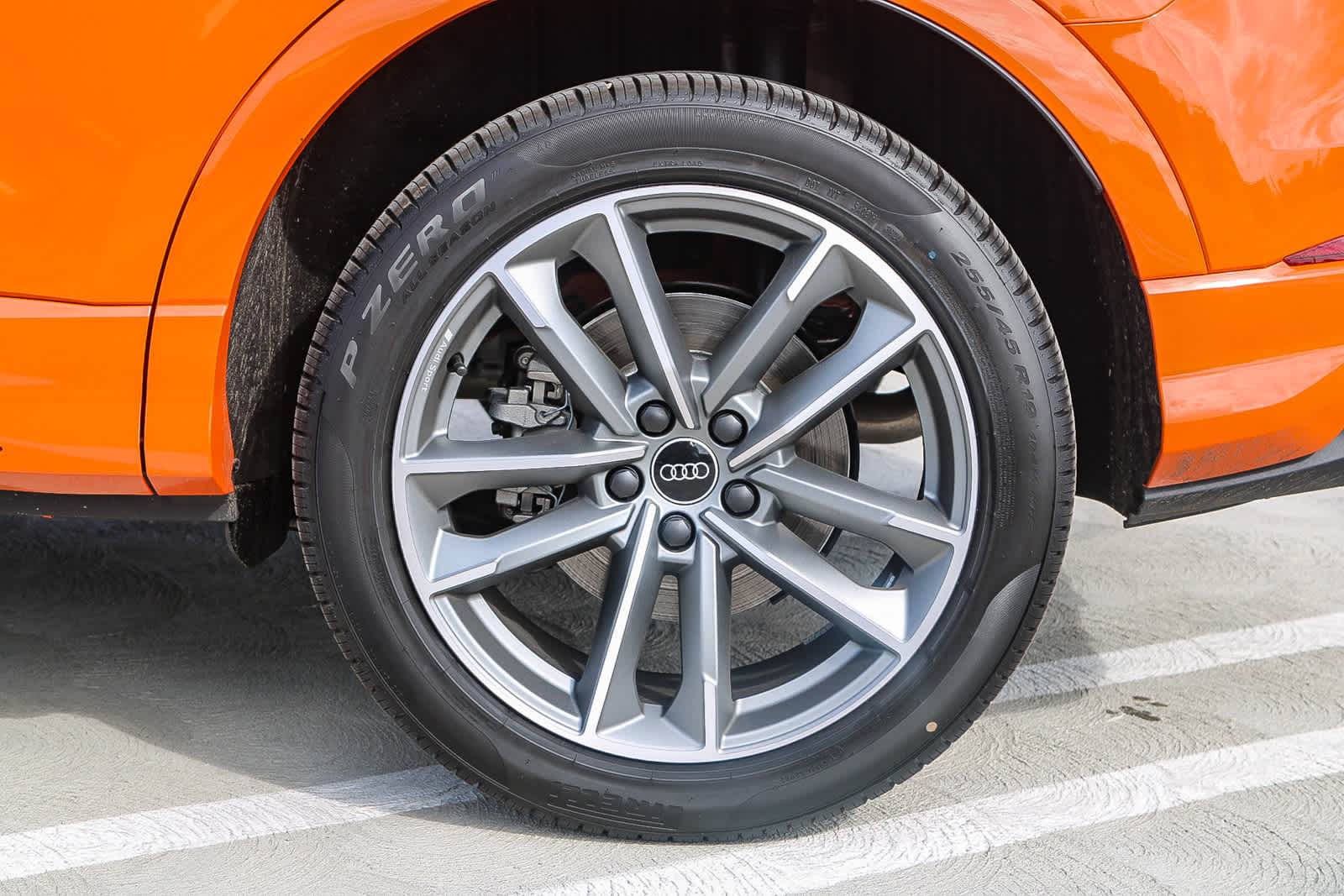 Thumbnail: 2025 Audi Q3 - 10