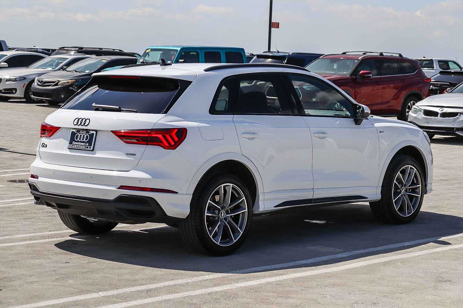Thumbnail: 2025 Audi Q3 - 4