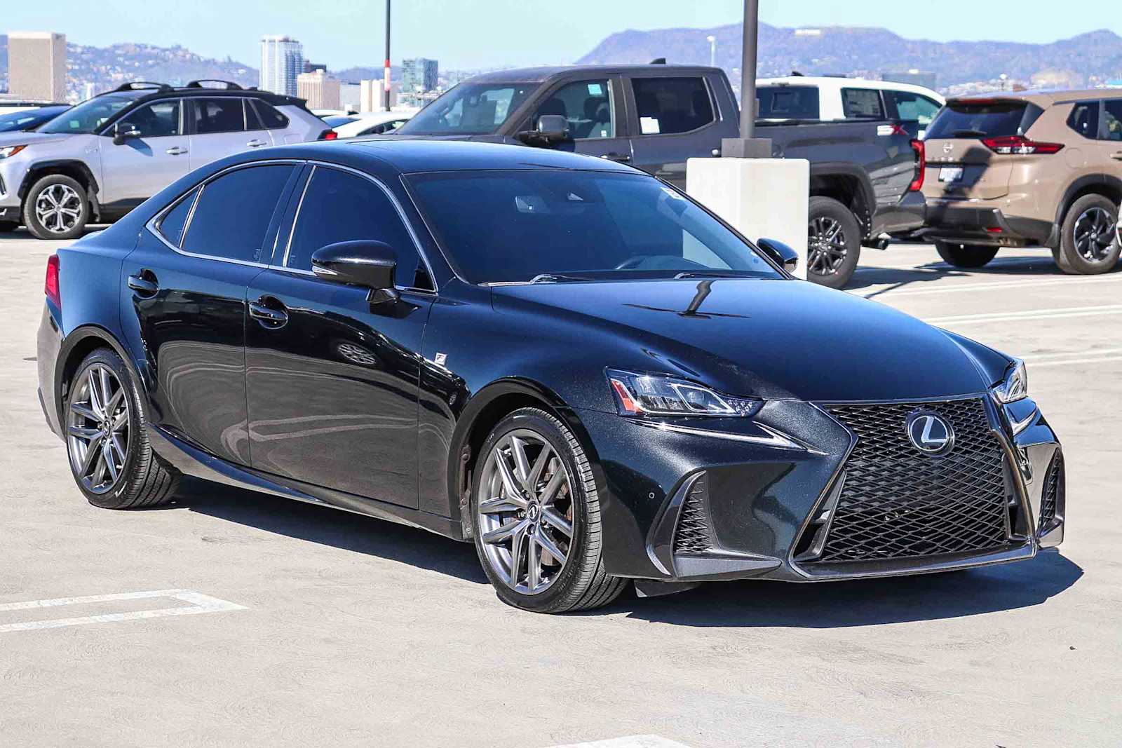 Thumbnail: 2019 Lexus IS - 3