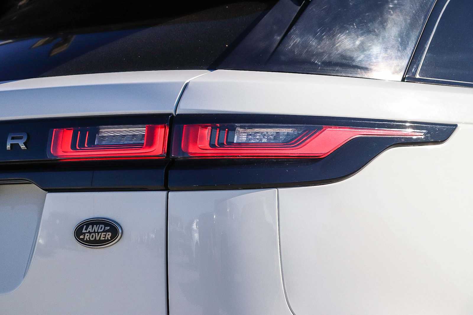 Thumbnail: 2020 Land Rover Range Rover Velar - 10