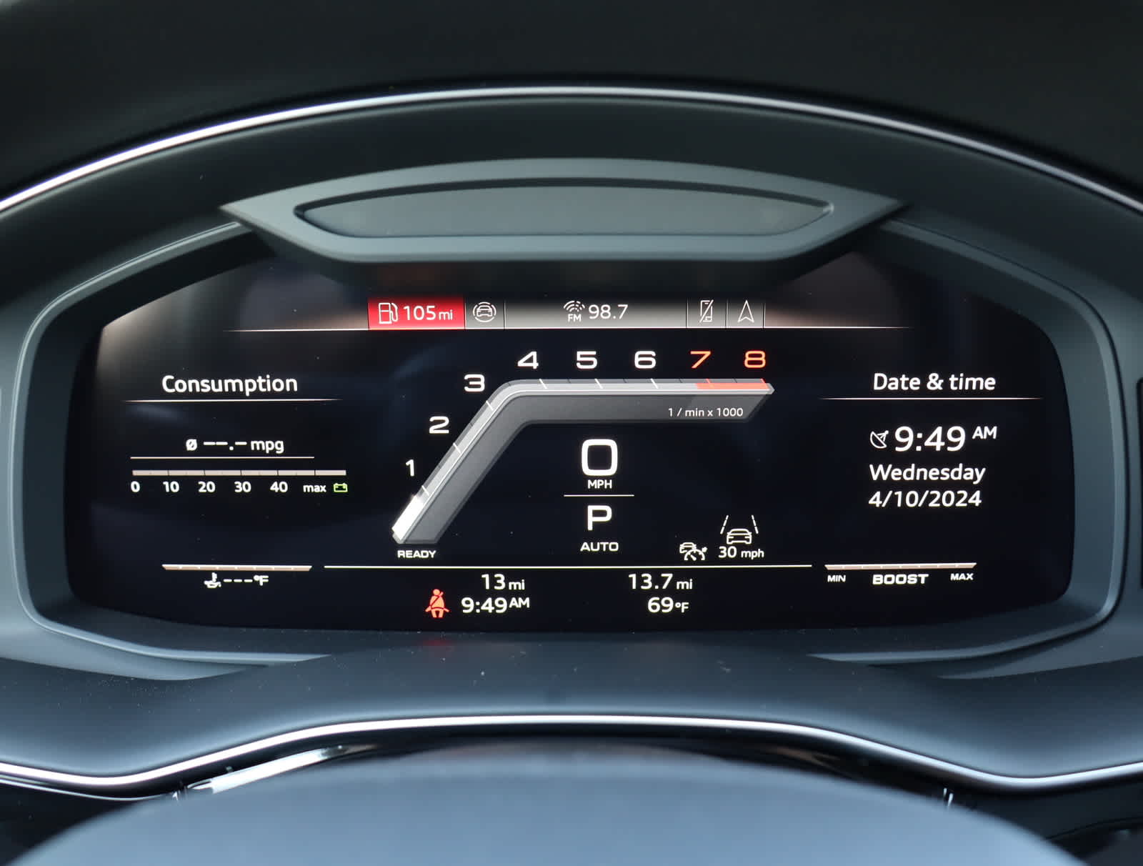 Thumbnail: 2024 Audi SQ8 - 13