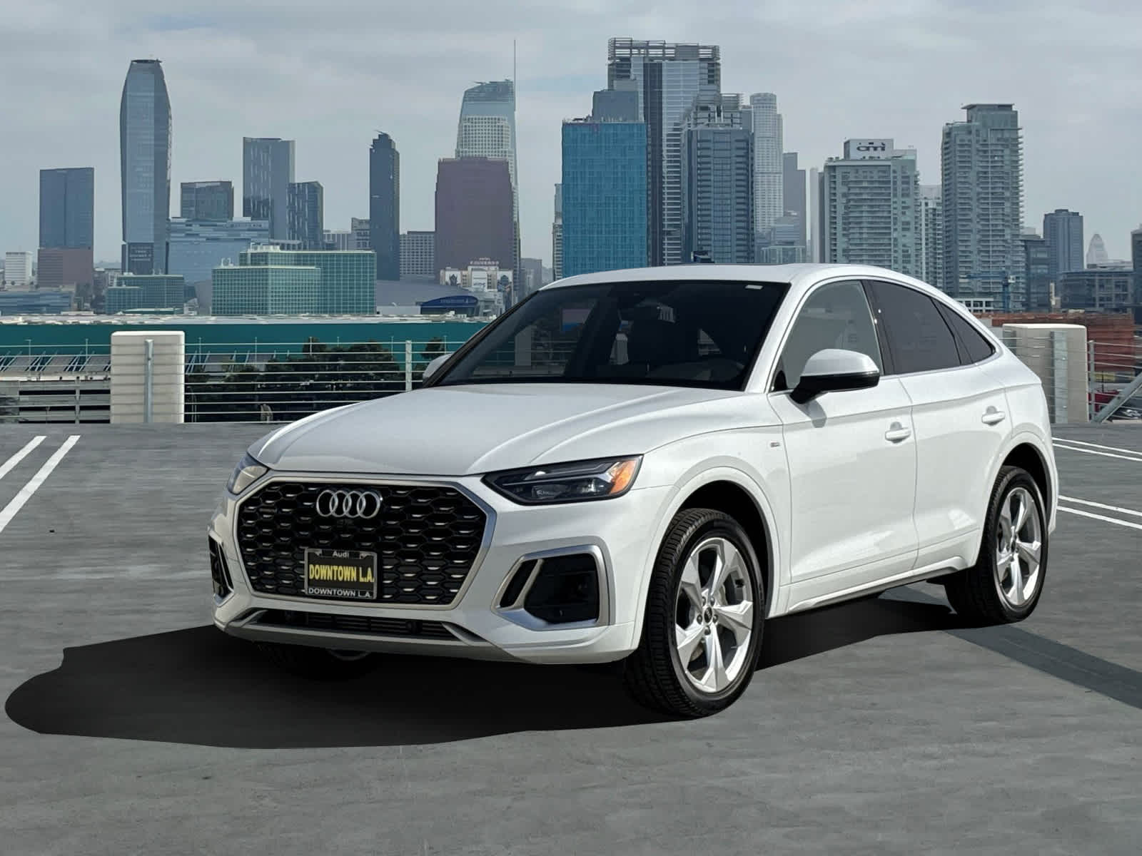 2024 Audi Q5 e Premium Plus -
                Los Angeles, CA