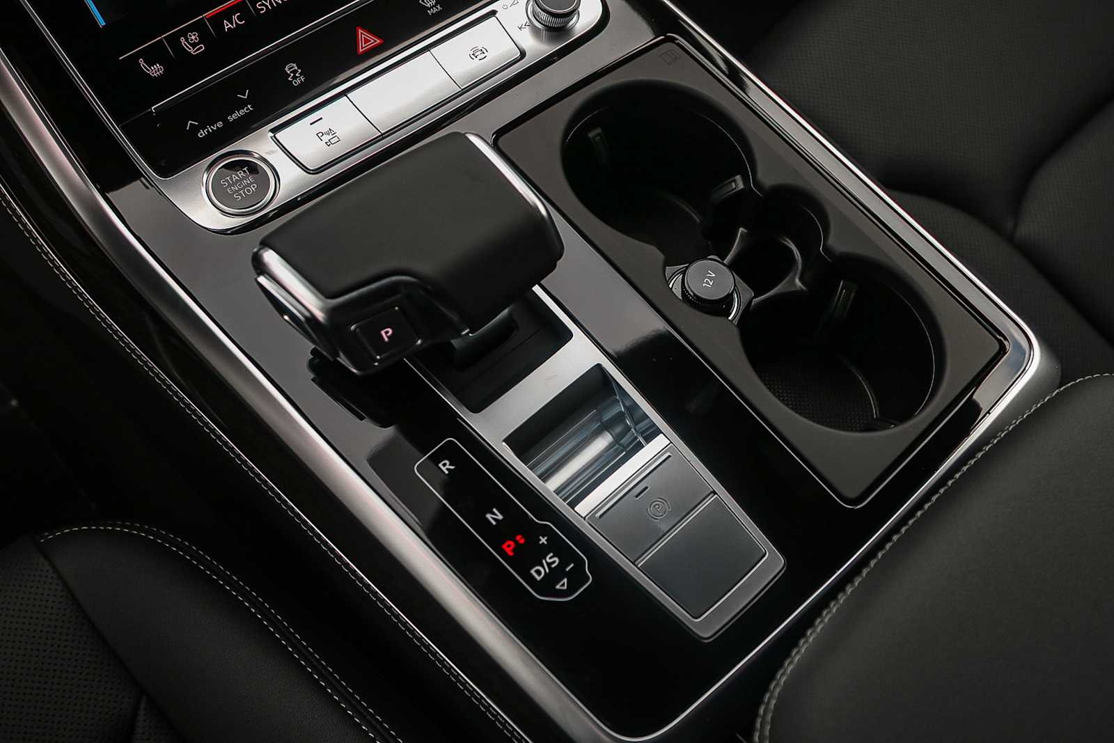 Thumbnail: 2025 Audi Q7 - 20