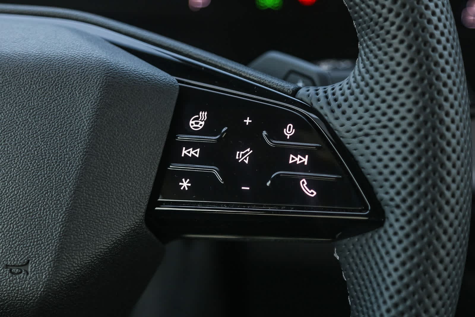 Thumbnail: 2025 Audi SQ5 - 21