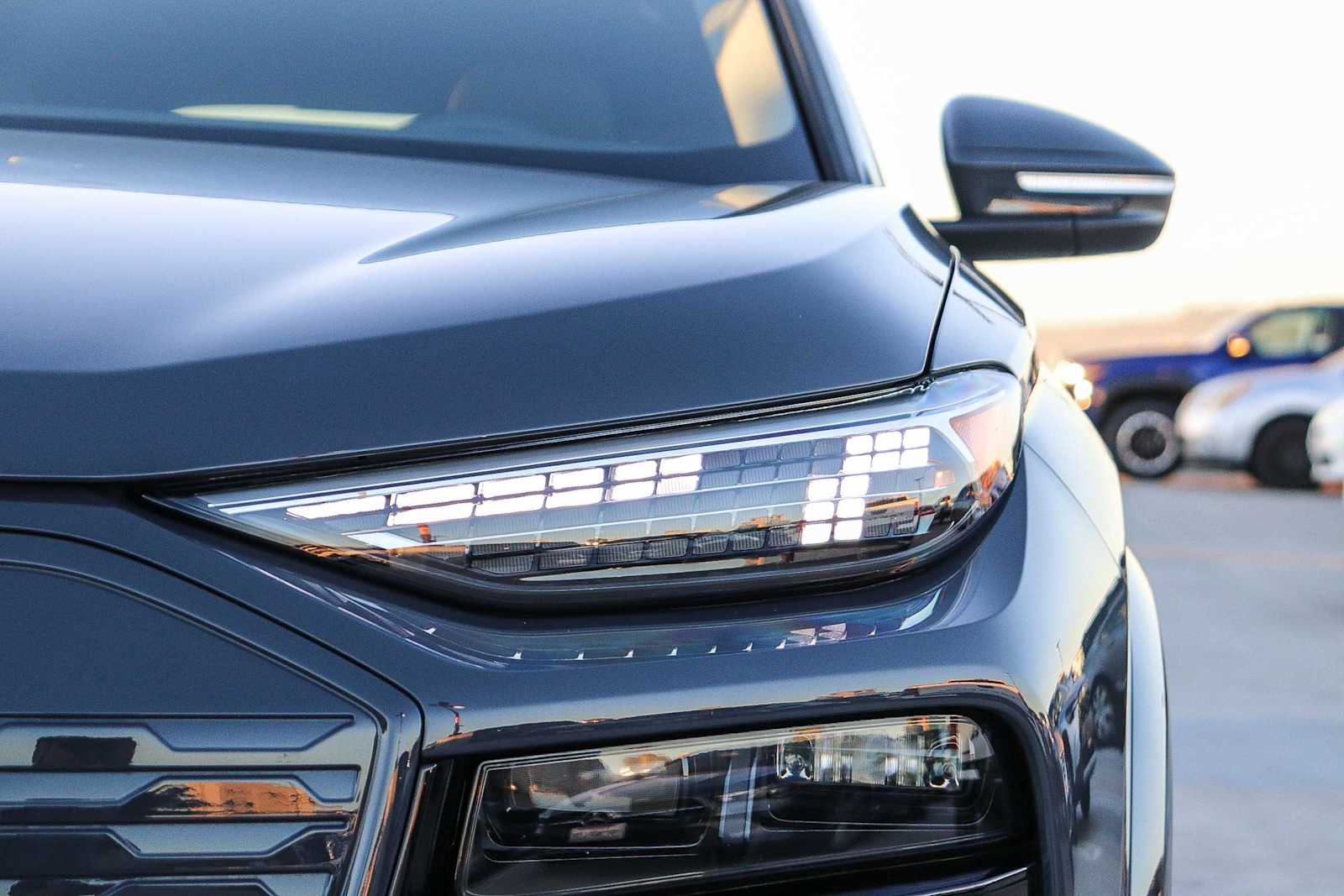 Thumbnail: 2025 Audi Q6 e-tron - 7