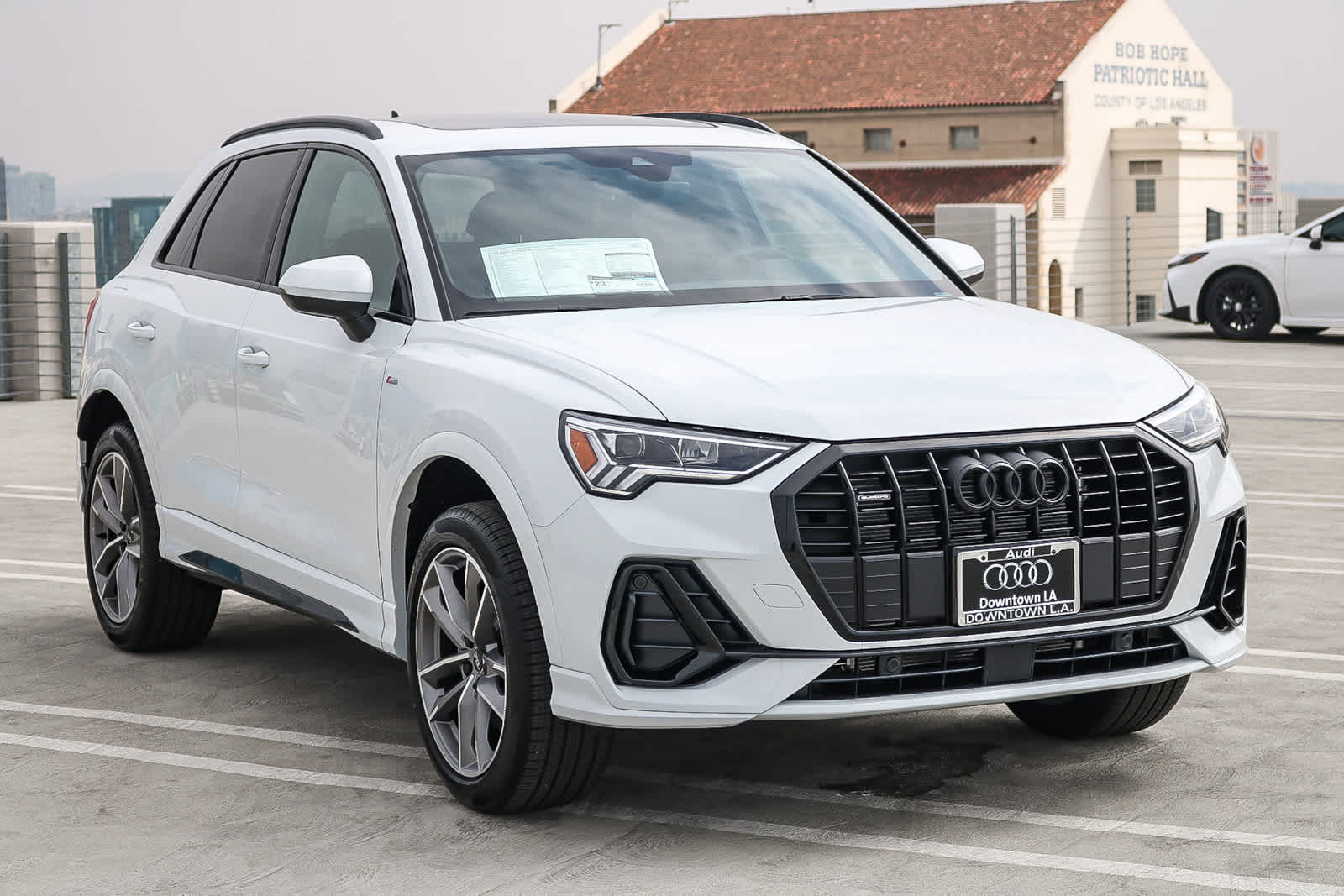 Thumbnail: 2025 Audi Q3 - 3