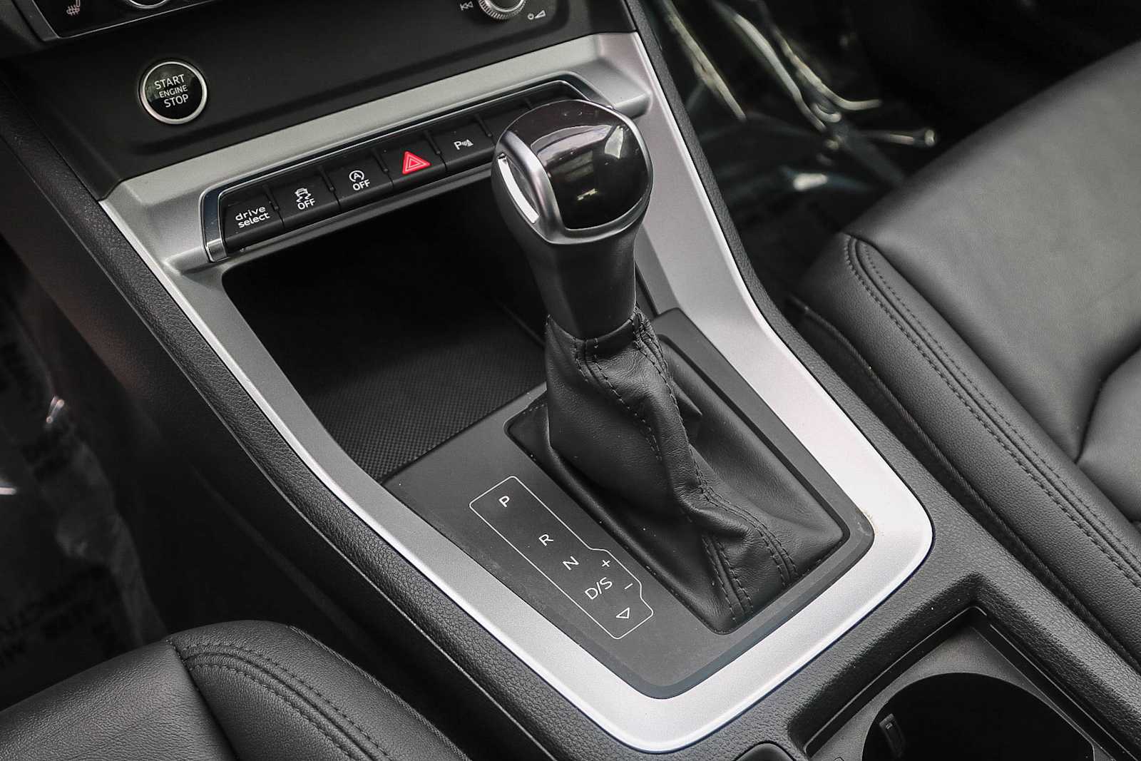 Thumbnail: 2022 Audi Q3 - 20