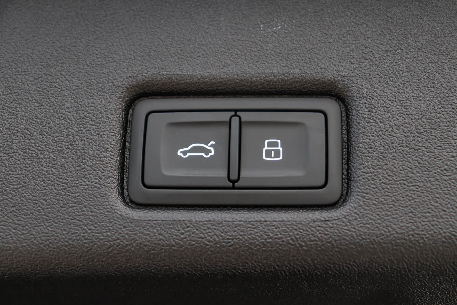 Thumbnail: 2025 Audi Q5 - 37