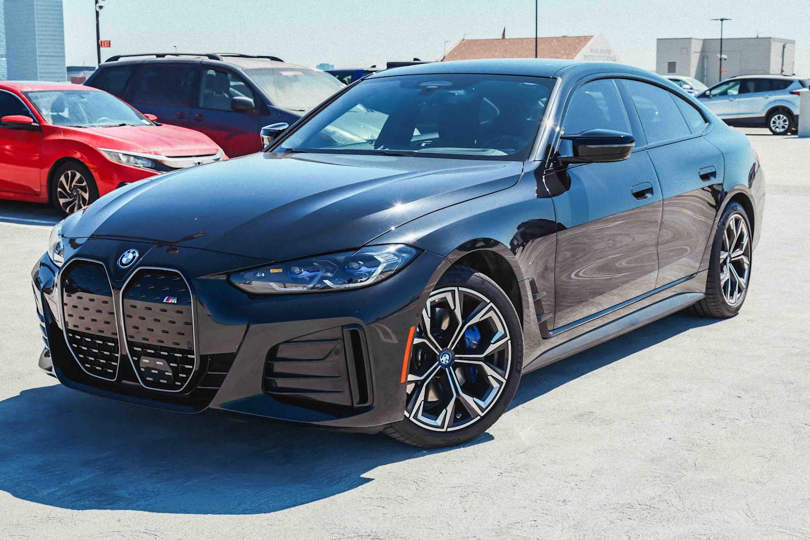 Thumbnail: 2022 BMW i4 - 1
