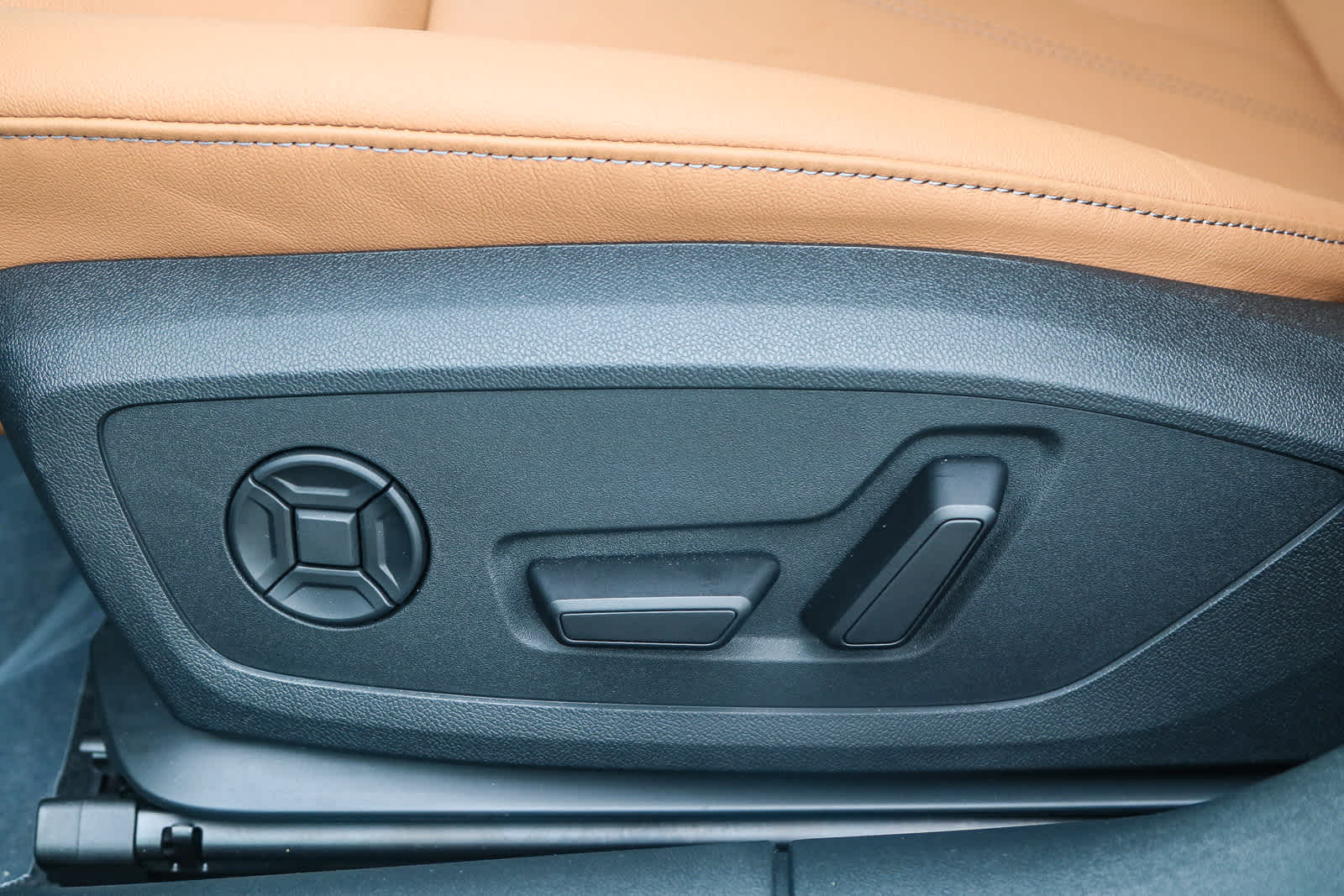 Thumbnail: 2025 Audi A5 - 25