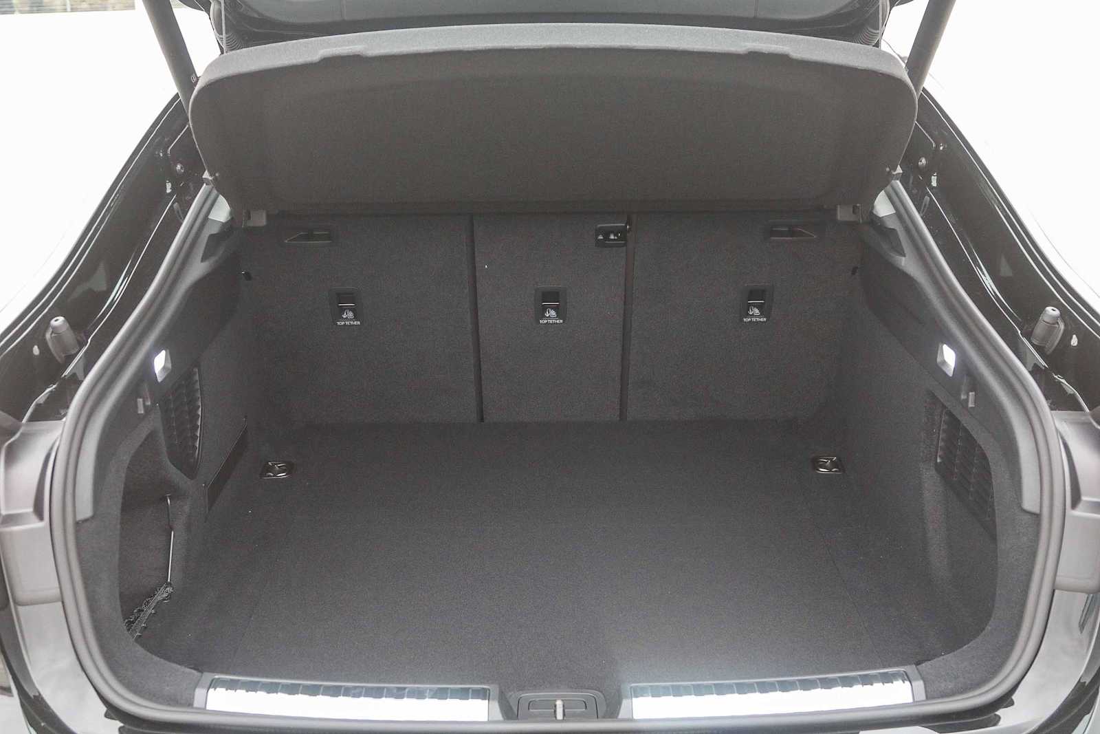 Thumbnail: 2025 Audi A5 - 40