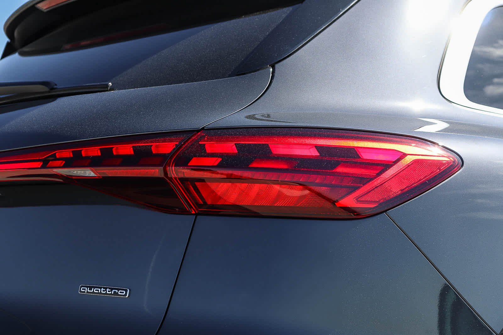 Thumbnail: 2025 Audi Q5 - 10