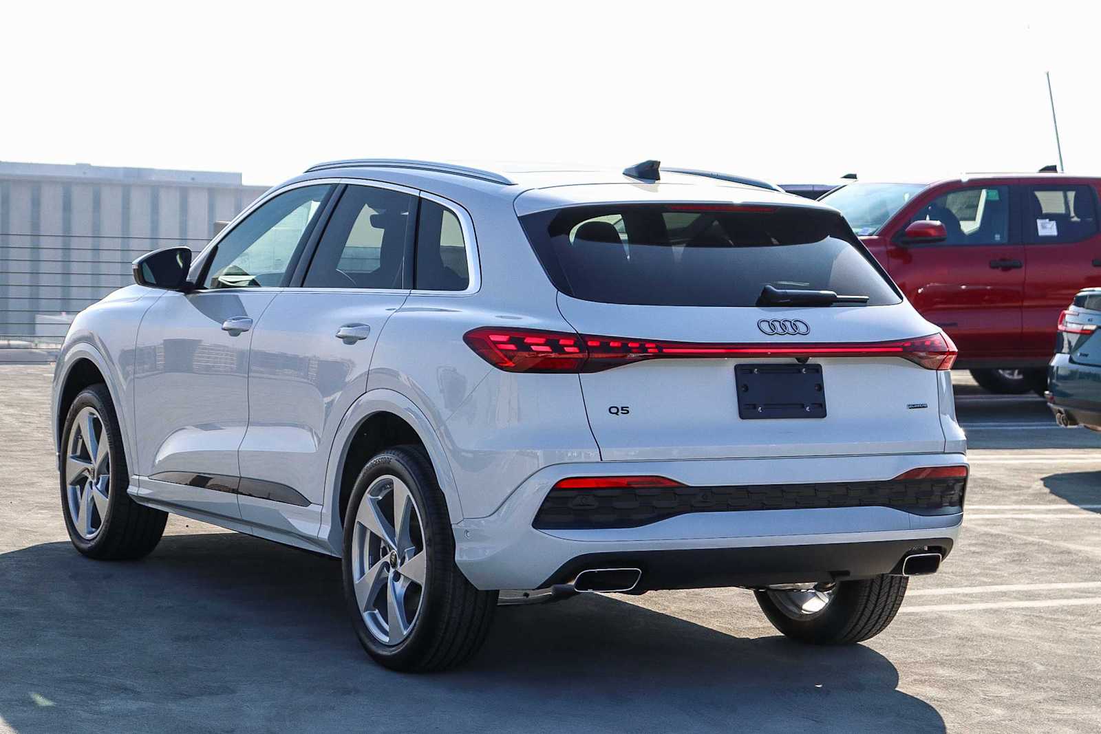 Thumbnail: 2025 Audi Q5 - 6