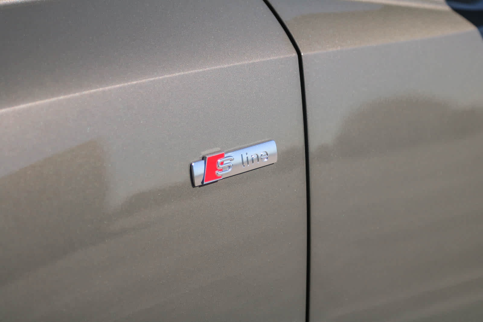 Thumbnail: 2025 Audi Q3 - 7