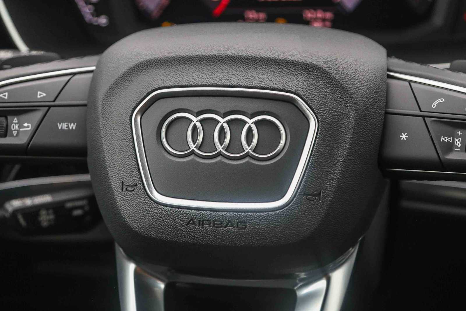 Thumbnail: 2025 Audi Q3 - 24