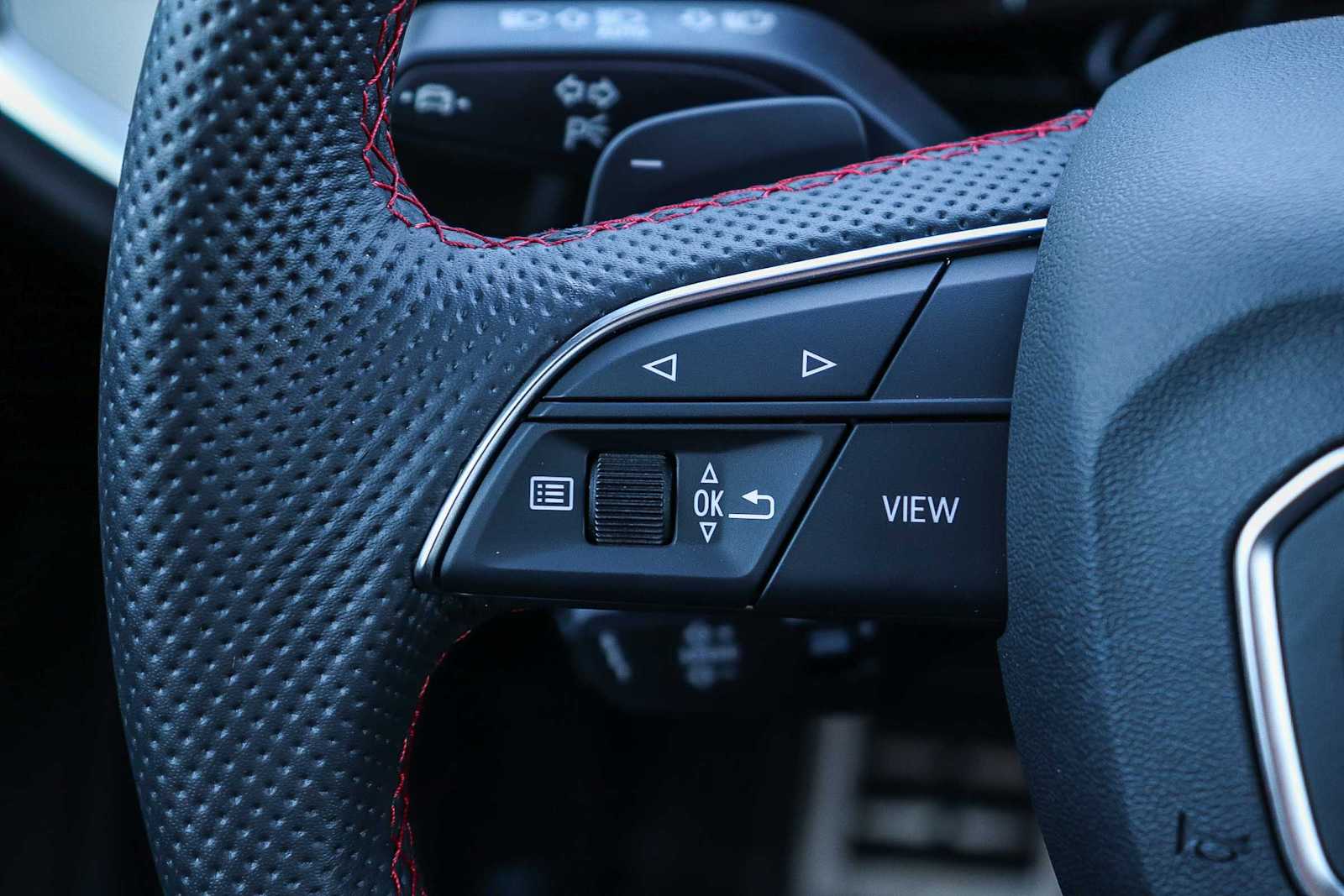 Thumbnail: 2025 Audi Q3 - 19