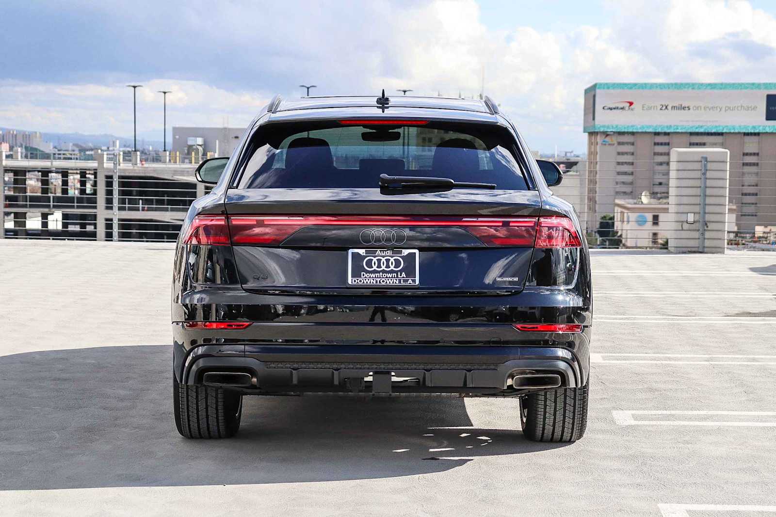 Thumbnail: 2026 Audi Q8 - 5