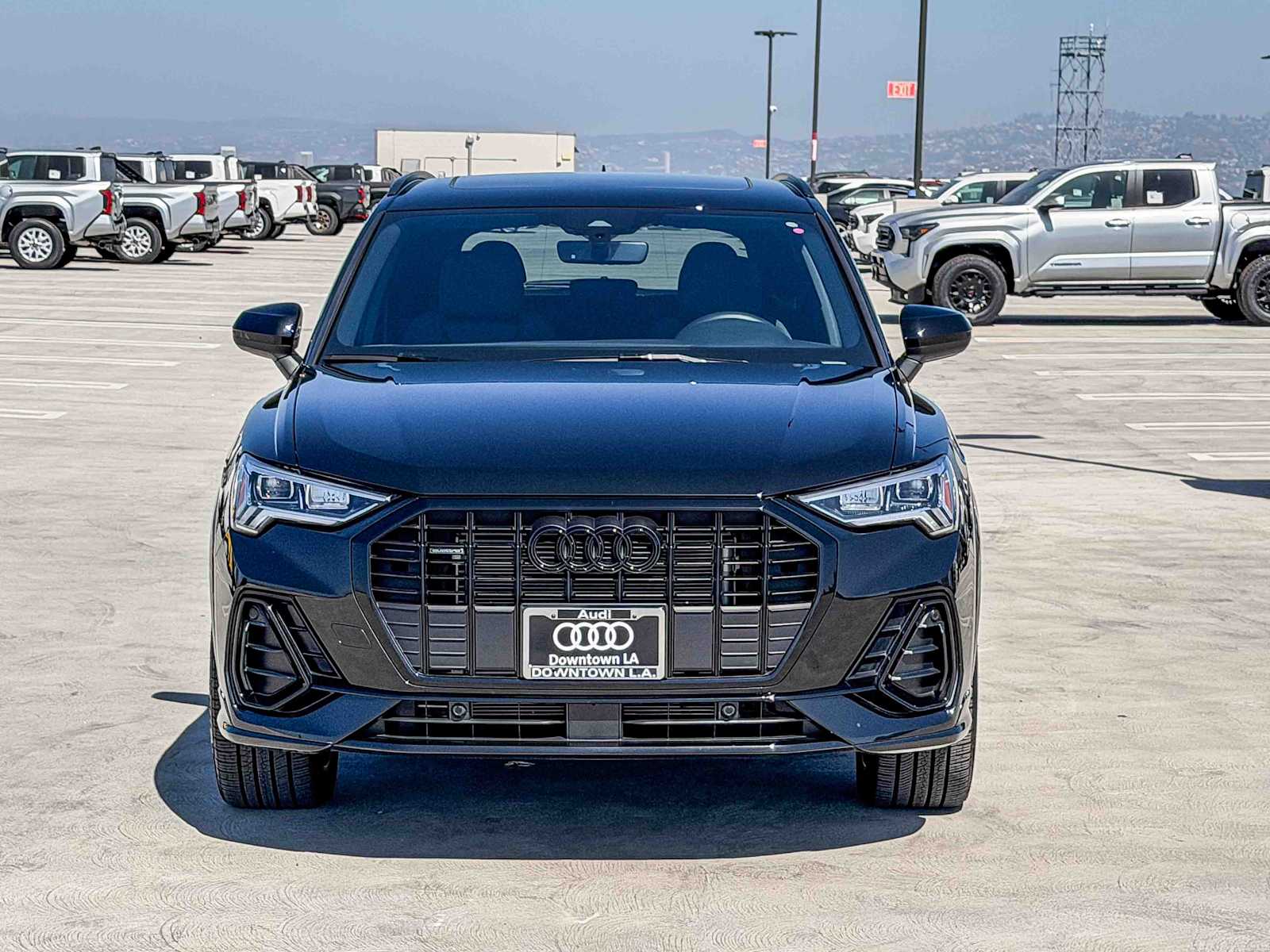 Thumbnail: 2025 Audi Q3 - 2