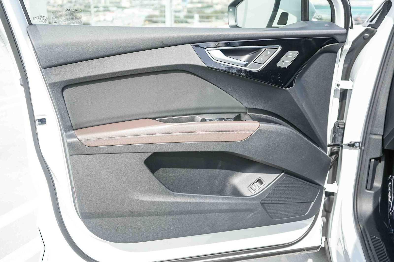 Thumbnail: 2023 Audi Q4 e-tron - 29