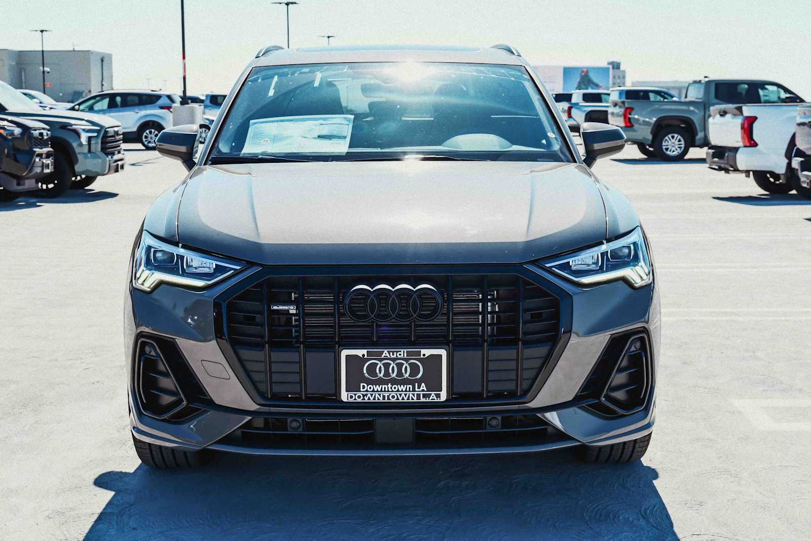 Thumbnail: 2025 Audi Q3 - 2