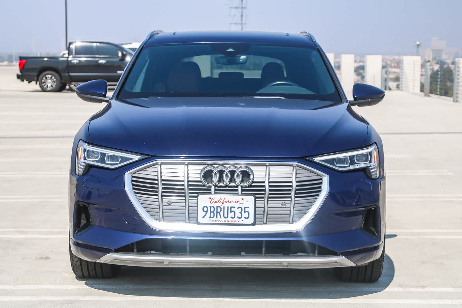 Thumbnail: 2022 Audi e-tron - 2