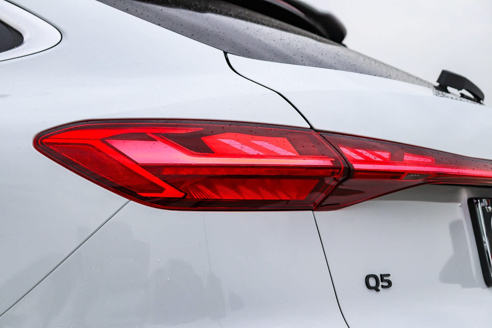 Thumbnail: 2025 Audi Q5 - 12