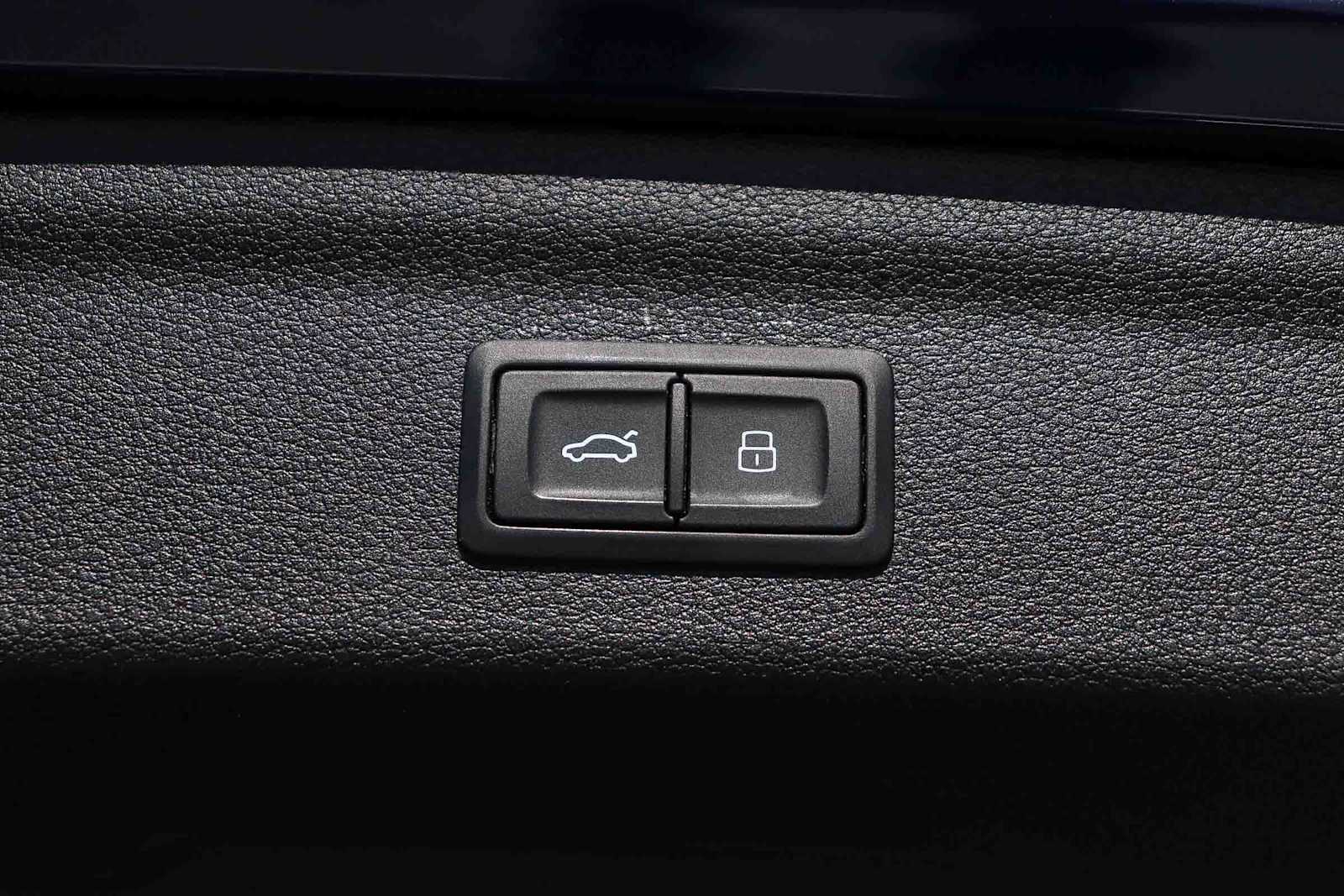 Thumbnail: 2021 Audi Q3 - 34