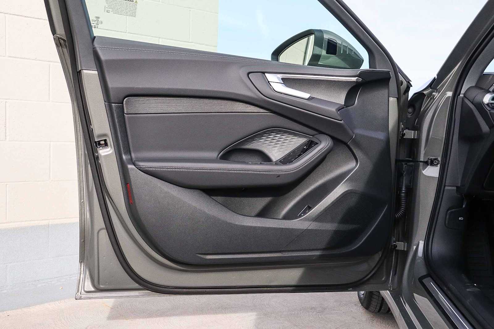 Thumbnail: 2025 Audi A5 - 28