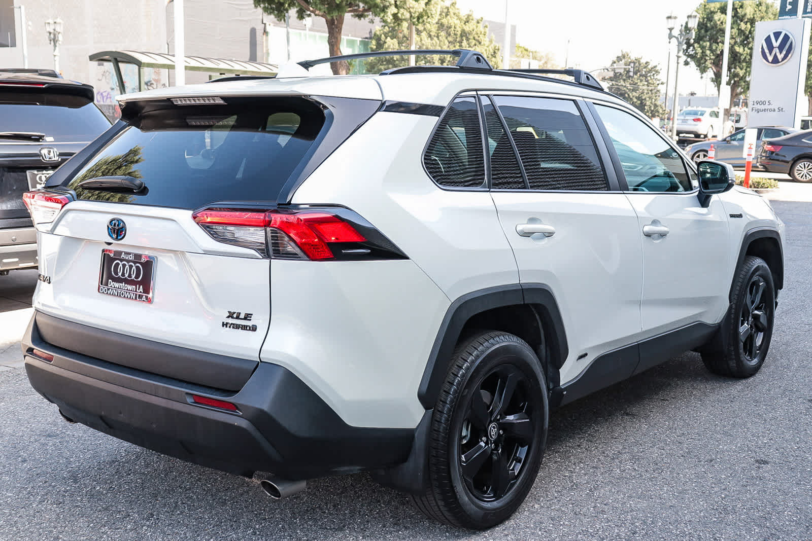 Thumbnail: 2021 Toyota RAV4 - 7