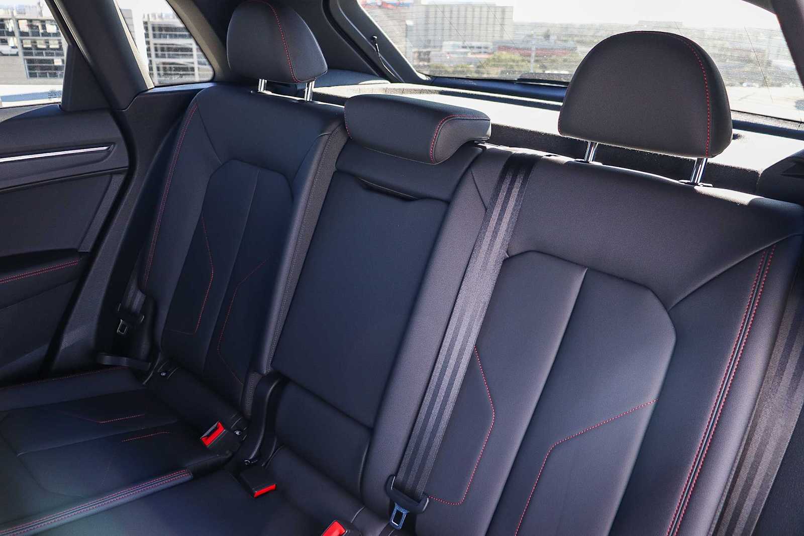 Thumbnail: 2025 Audi Q3 - 24